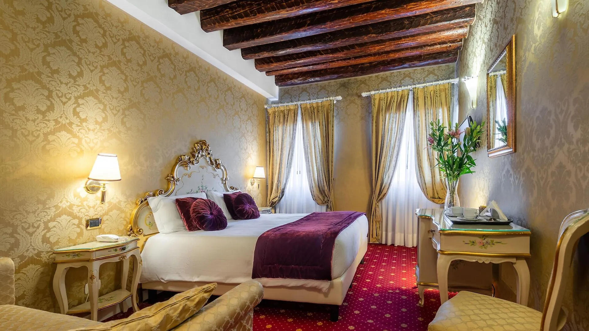 A Tribute To Music Residenza Hotel Venice 3*,
