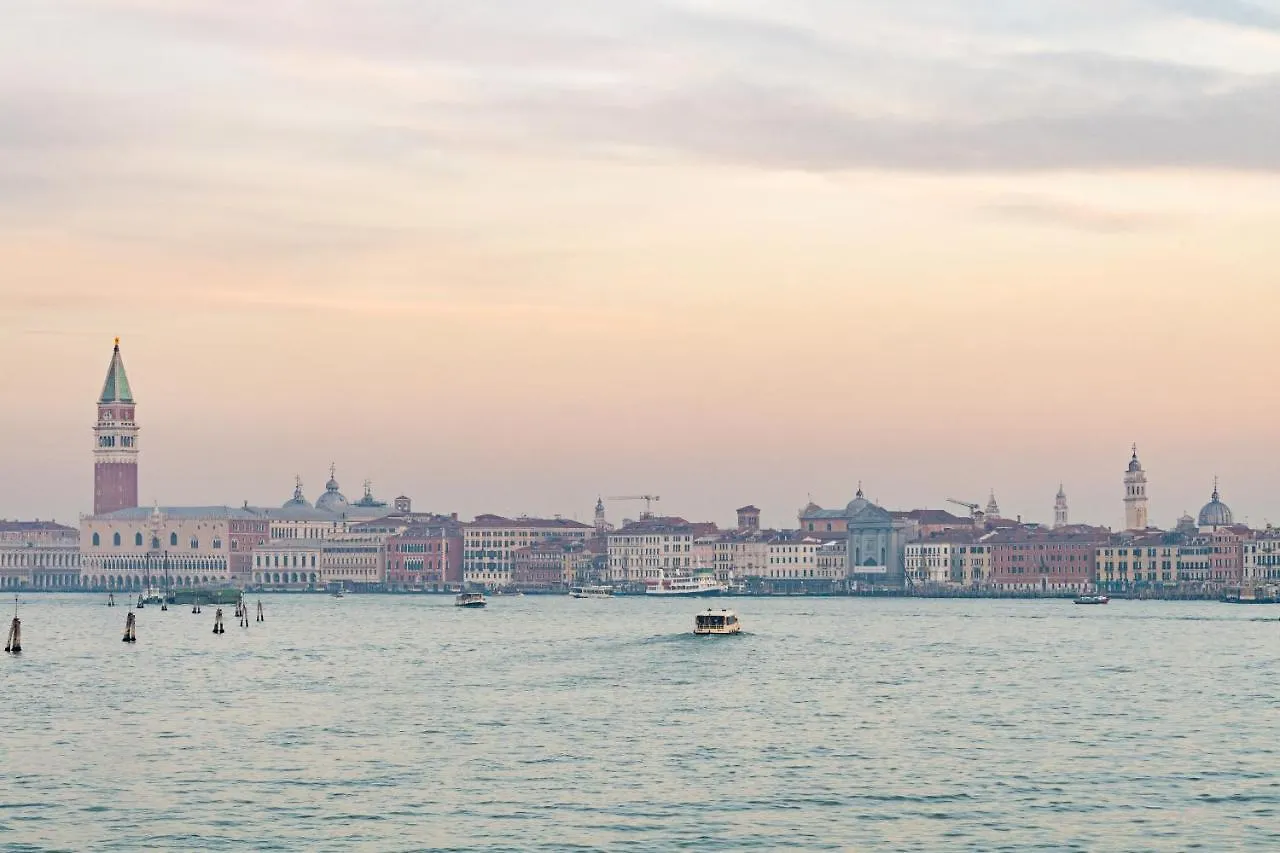 *** Affittacamere Hotel A Tribute To Music Residenza Venezia Italia
